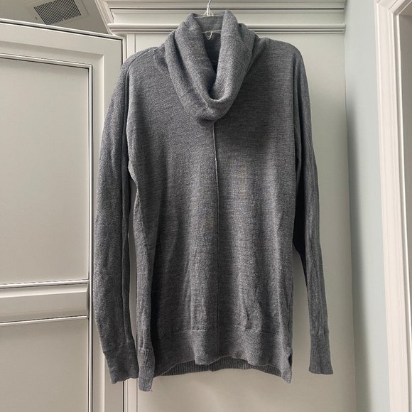 Tahari 100% Extrafine Merino Wool Cowl Neck Tunic Sweater, Size Small, Grey - Picture 1 of 8